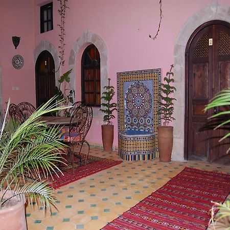 Riad Etoile D'As-Sawíra Exteriér fotografie
