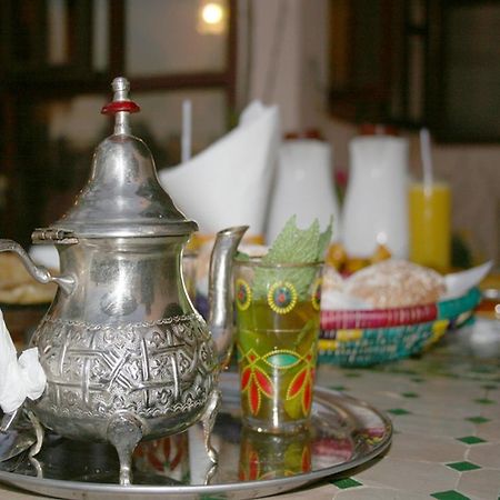 Riad Etoile D'As-Sawíra Exteriér fotografie