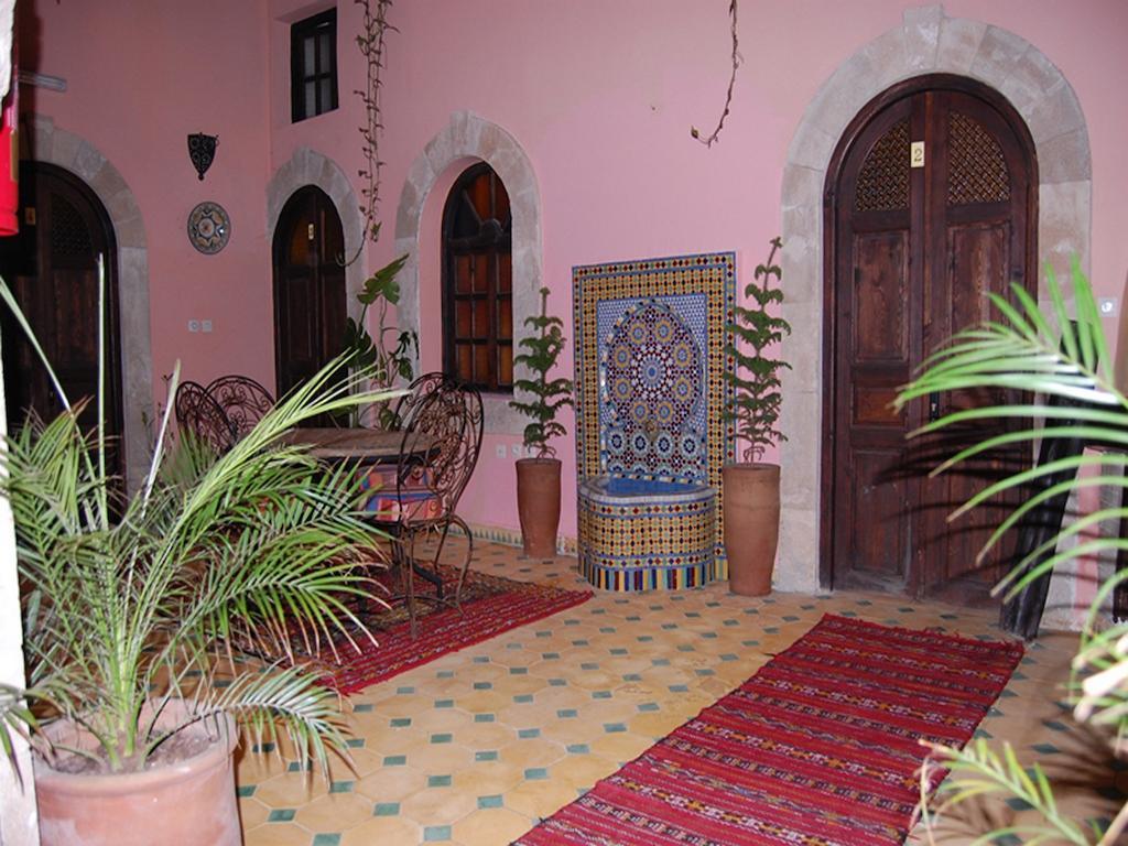 Riad Etoile D'As-Sawíra Exteriér fotografie